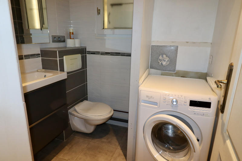 Maison - 156 m² - 8 pièces