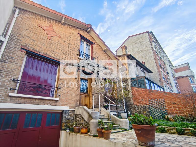 Maison - 139 m² - 7 pièces