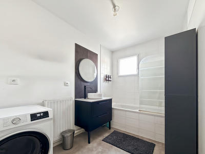 Appartement - 84 m² - 4 pièces