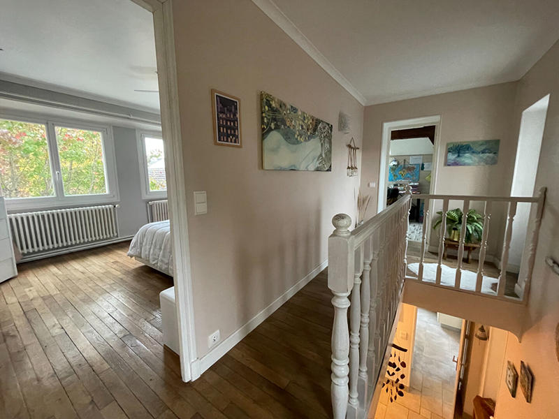 Maison - 183 m² - 7 pièces