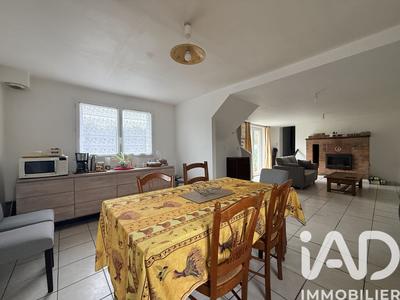 Maison - 104 m² - 6 pièces