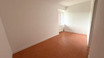 Appartement - 76 m² - 4 pièces