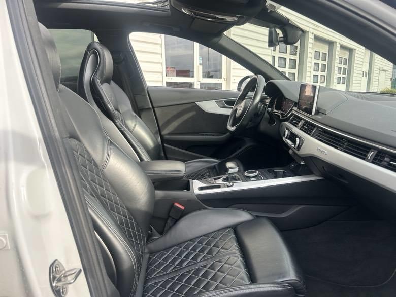 Audi A4 3.0 V6 Tdi 272ch s line quattro s tronic 7