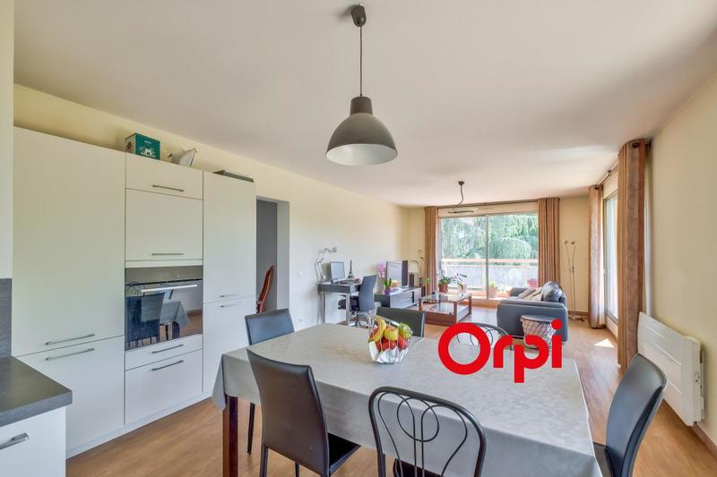 Appartement - 94 m² - 4 pièces