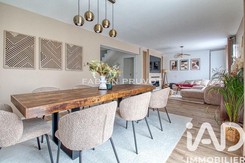 Maison - 170 m² - 7 pièces