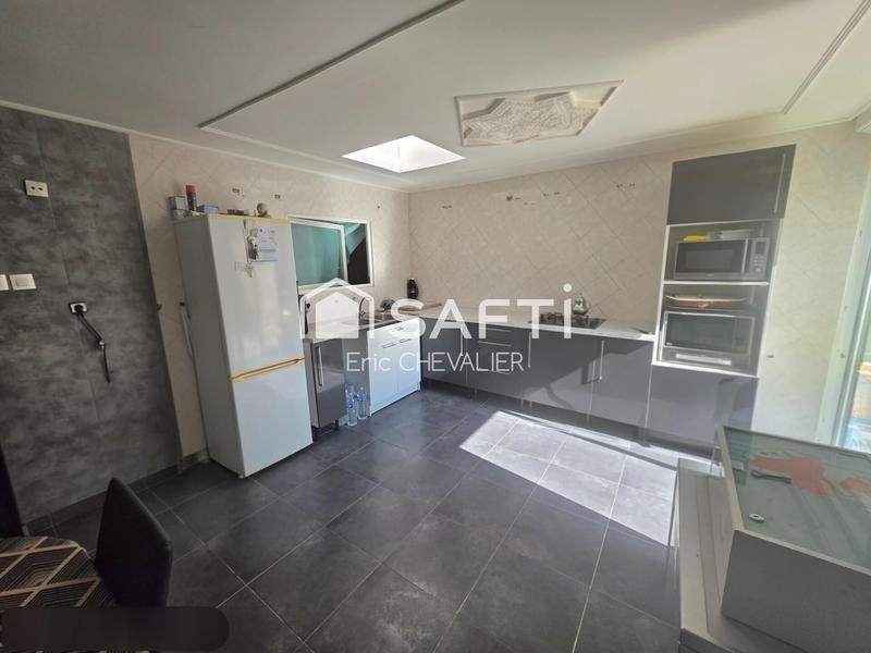 Maison - 98 m² - 4 pièces