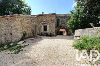 Maison - 300 m² - 8 pièces