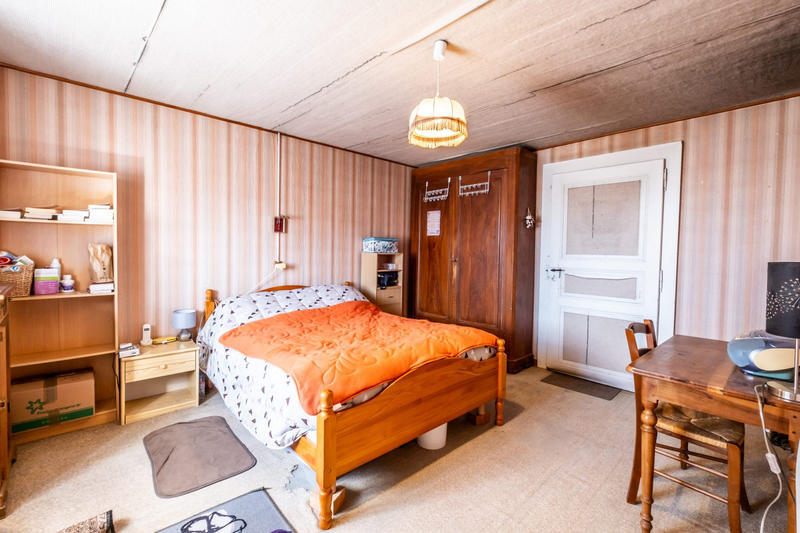 Ferme - 710 m² - 4 pièces