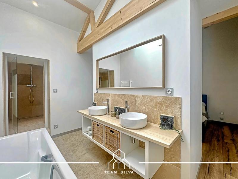 Maison de village - 125 m² - 5 pièces