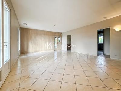 Maison - 115 m² - 6 pièces