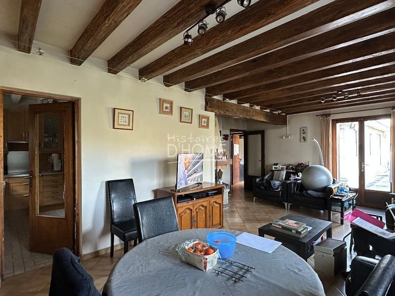 Maison - 217 m² - 9 pièces
