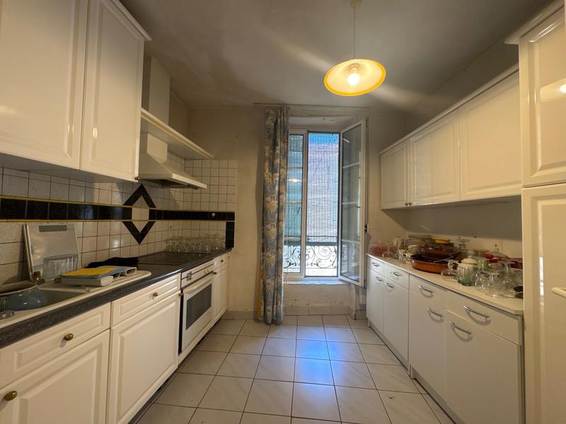 Appartement - 80 m² - 3 pièces