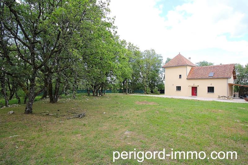 Maison traditionnelle - 145 m² - 7 pièces