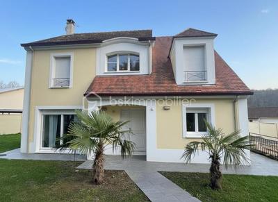 Maison - 129 m² - 6 pièces