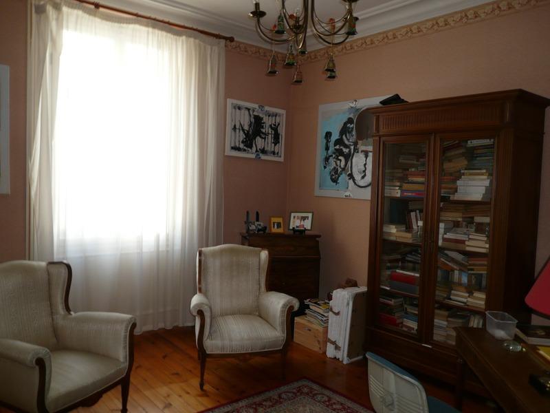 Maison - 228 m² - 7 pièces