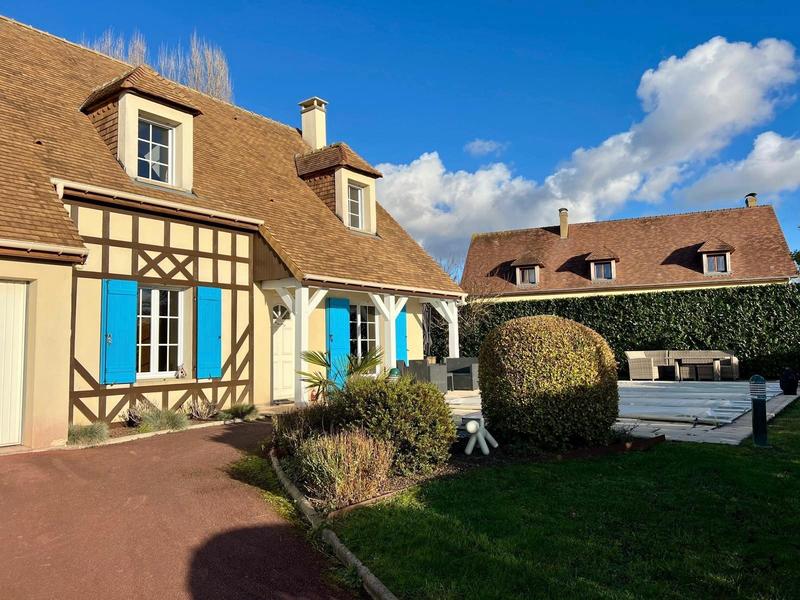 Maison - 124 m² - 7 pièces