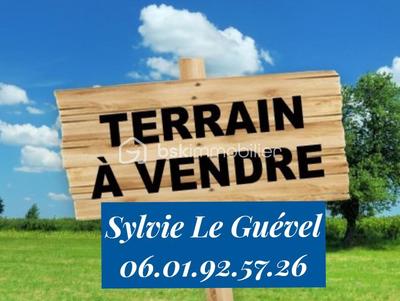 Terrain constructible - 1 777 m²