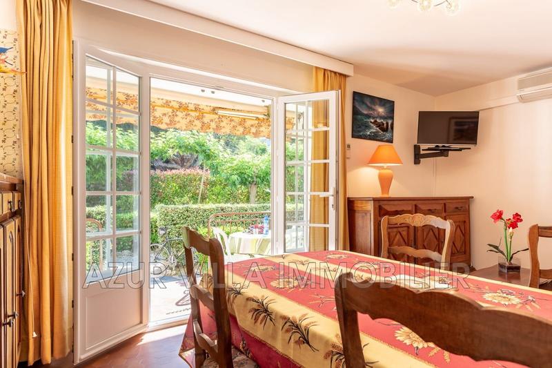 Maison - 220 m² - 10 pièces