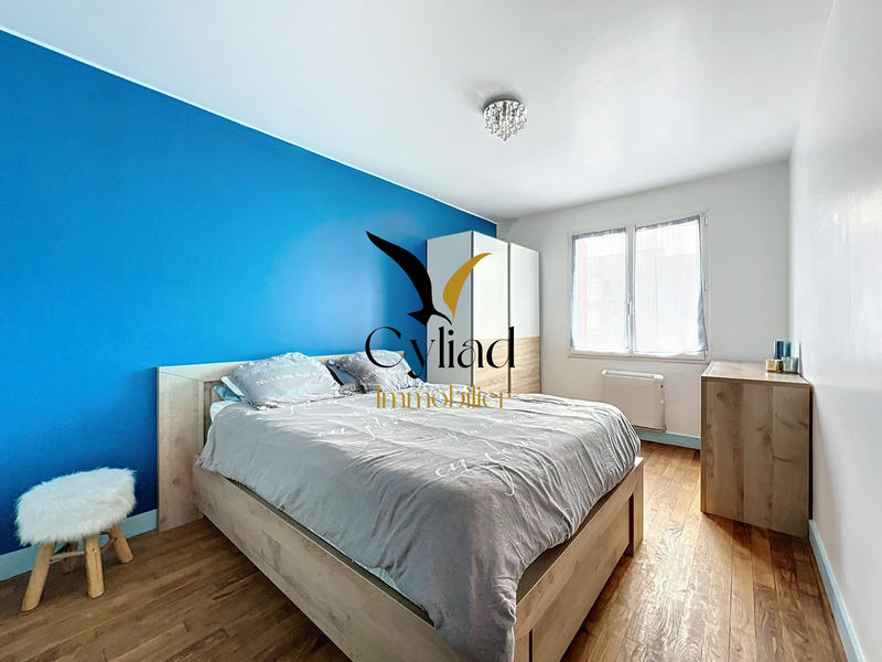 Maison - 92 m² - 4 pièces