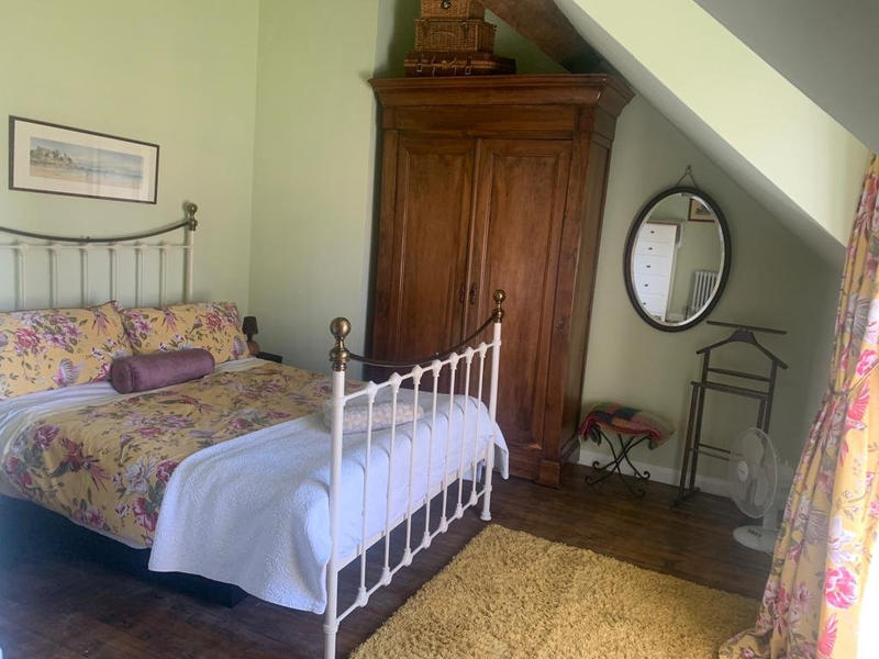 Maison - 220 m² - 10 pièces