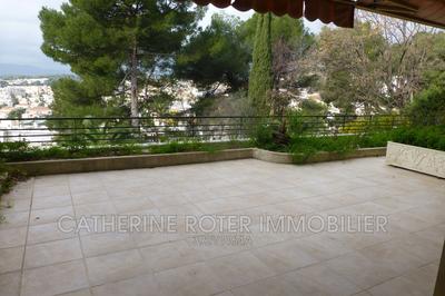 Appartement - 76 m² - 3 pièces