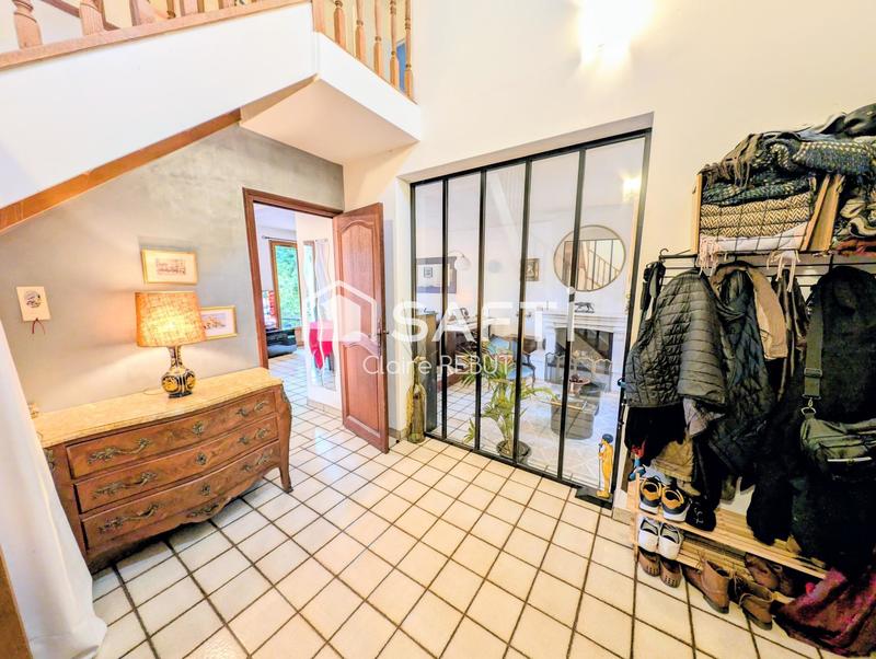 Maison - 140 m² - 6 pièces