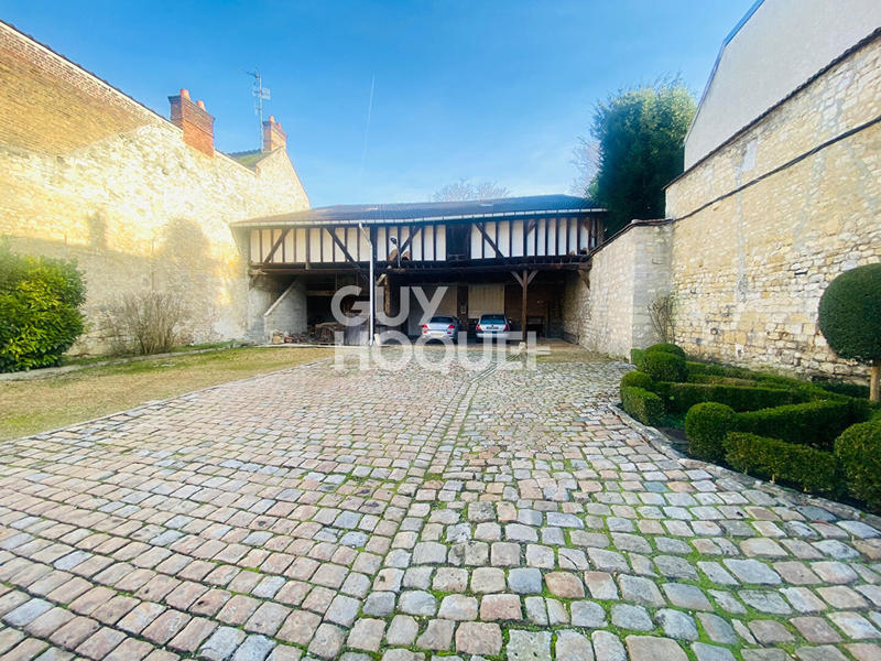 Immeuble - 740 m² - 15 pièces