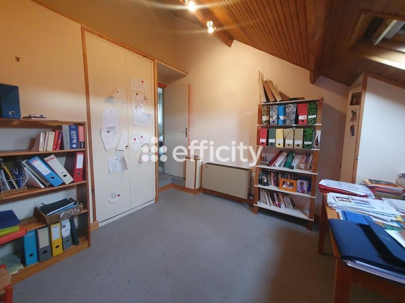 Maison - 145 m² - 7 pièces