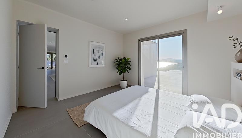 Maison de maîtres - 230 m² - 6 pièces