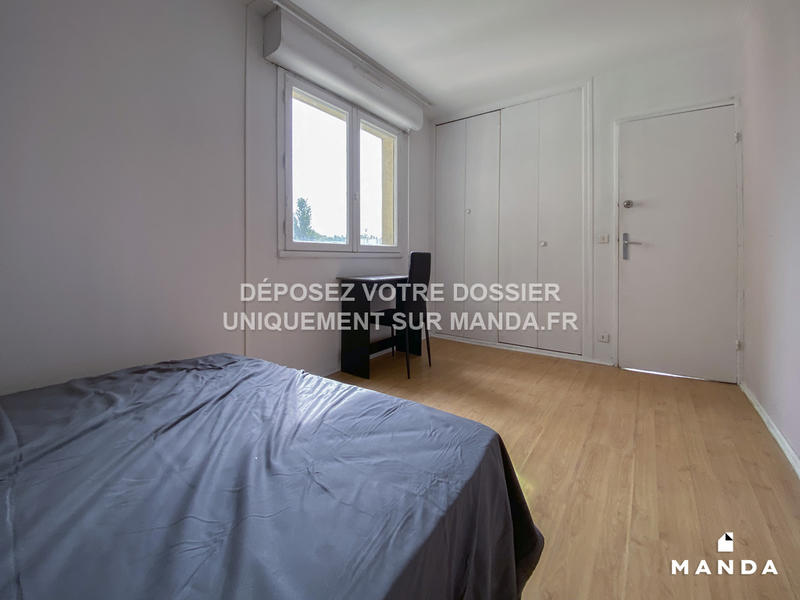 Chambre - 10 m² - 4 pièces