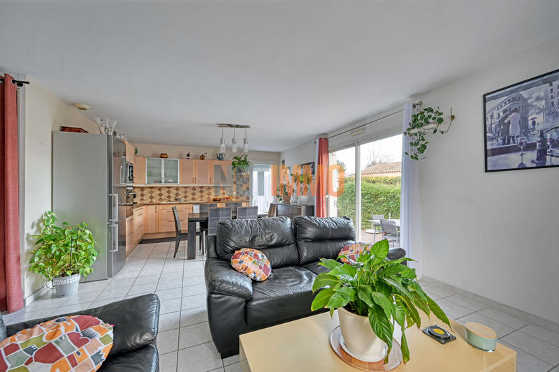 Maison - 90 m² - 5 pièces