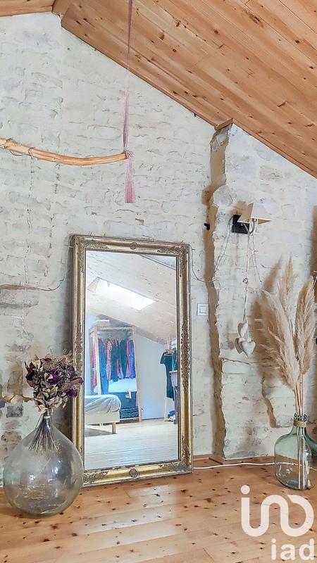 Maison - 225 m² - 10 pièces