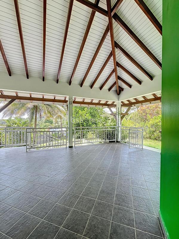 Maison - 199 m² - 5 pièces