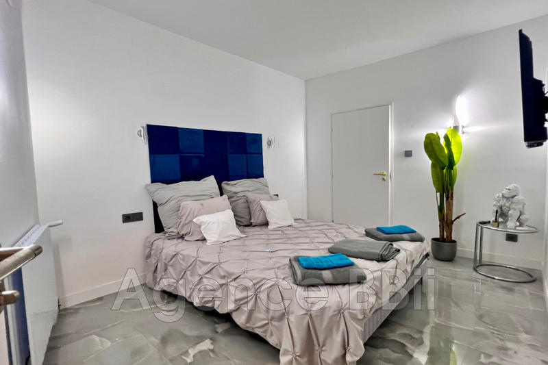 Appartement - 157 m² - 5 pièces