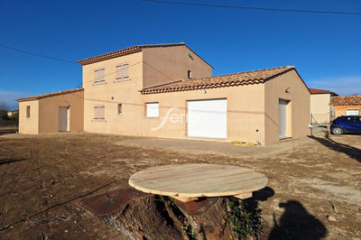 Maison - 121 m² - 4 pièces