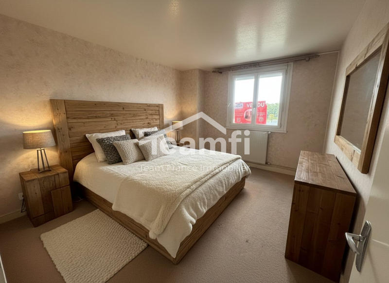 Appartement - 79 m² - 4 pièces