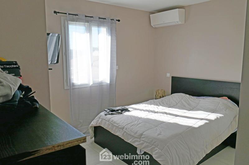 Villa - 100 m² - 4 pièces