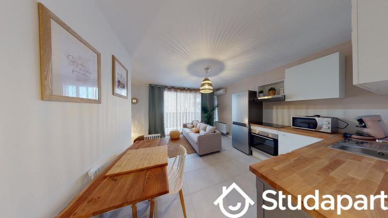 Chambre - 10 m² - 1 pièce