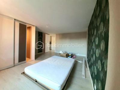 Maison en pierre - 79 m² - 3 pièces