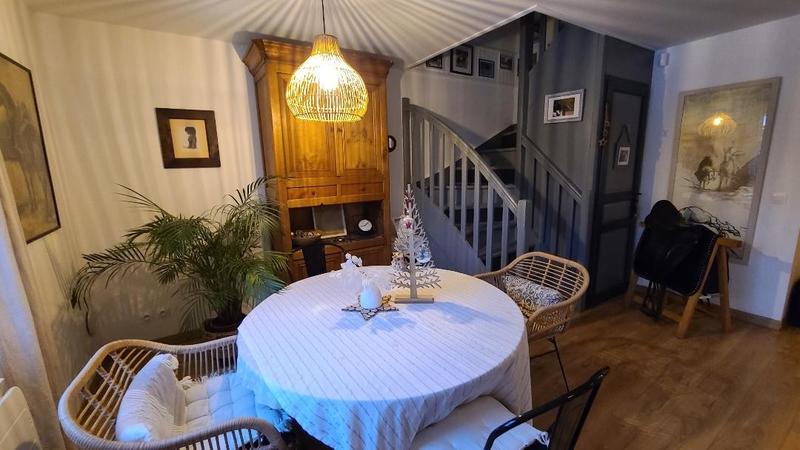 Maison - 83 m² - 6 pièces