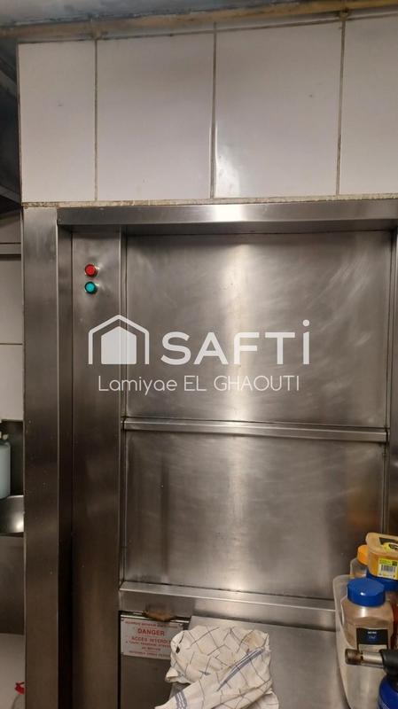 Local commercial - 96 m² - 1 pièce