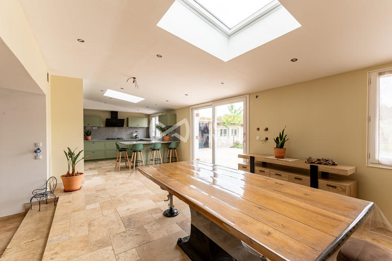 Maison ancienne - 250 m² - 9 pièces