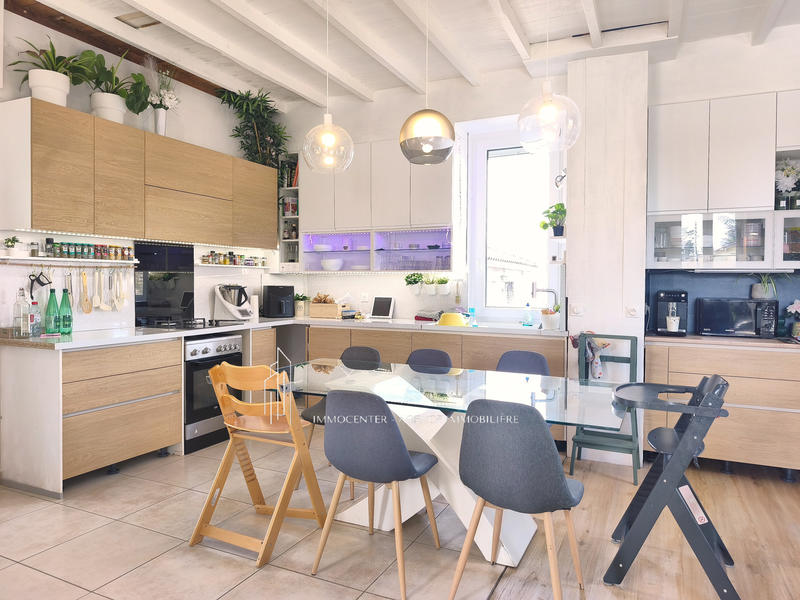 Maison - 110 m² - 4 pièces