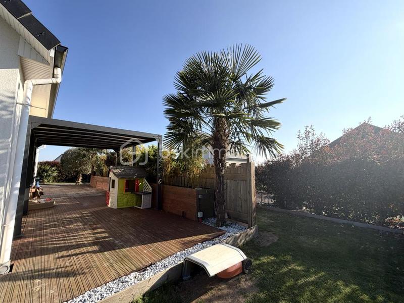 Maison - 97 m² - 6 pièces