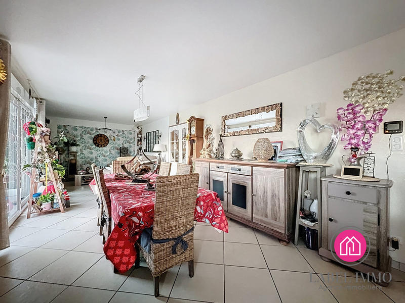 Maison - 102 m² - 5 pièces