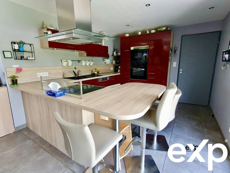 Maison traditionnelle - 124 m² - 7 pièces