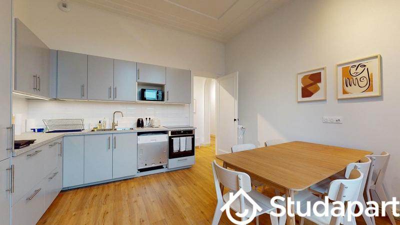 Chambre - 12 m² - 1 pièce