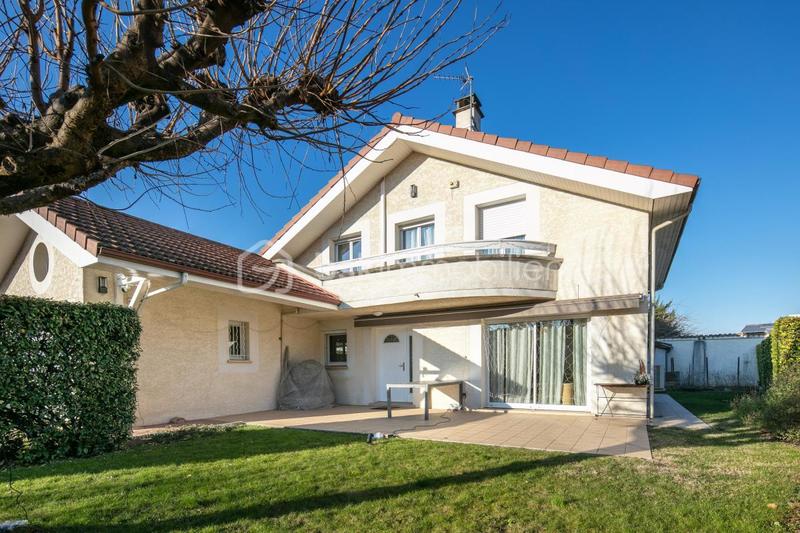 Maison - 145 m² - 6 pièces