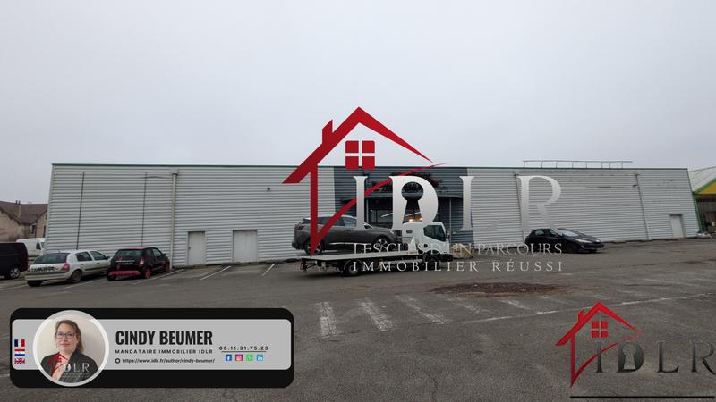 Local commercial - 1 500 m²