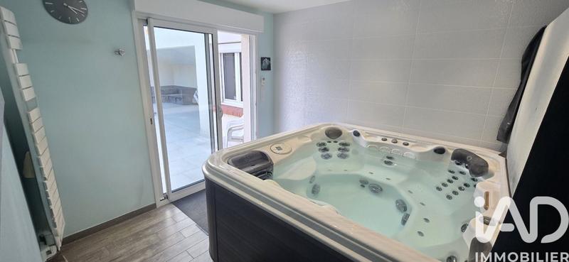 Maison - 179 m² - 7 pièces